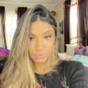 Meet your Posher, Deneesha